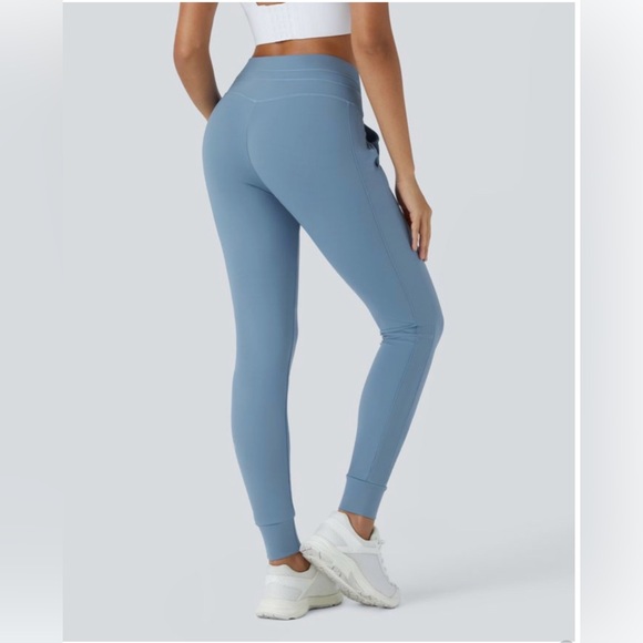 Halara SoftlyZero High Waisted Joggers Full Length in Gray Blue NWT Activewear - Picture 2 of 7